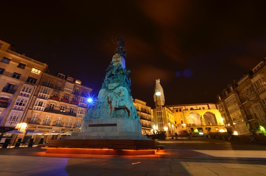 Aparthotel Jardines De Aristi Vitoria-Gasteiz Exteriör bild